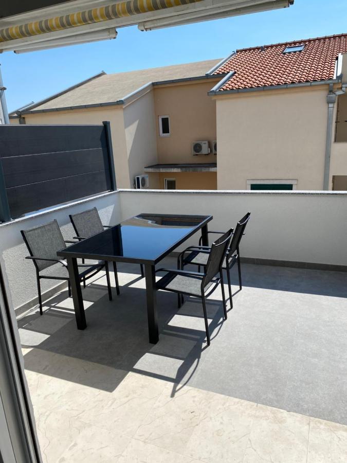 Apartmani Jukanovic Baška Voda Екстериор снимка