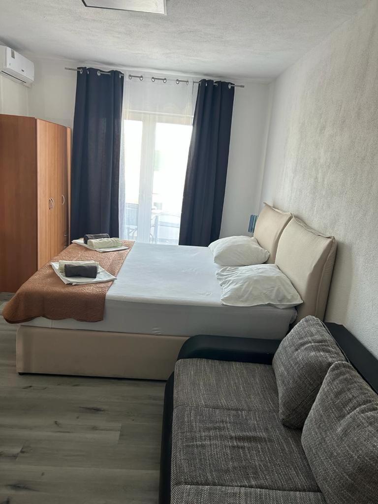 Apartmani Jukanovic Baška Voda Екстериор снимка