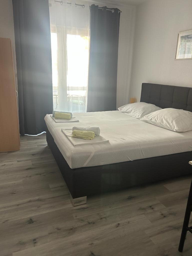 Apartmani Jukanovic Baška Voda Екстериор снимка